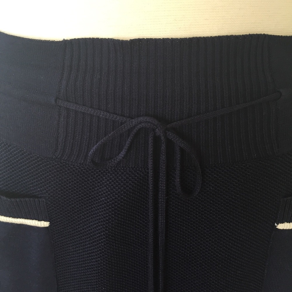 Chanel Navy CC A-line Skirt - Picture 5 of 8